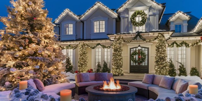 Luxury Outdoor Christmas Décor Ideas to Make Your Home Shine